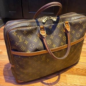 Large vintage LV porte documents briefcase / small suitcase.